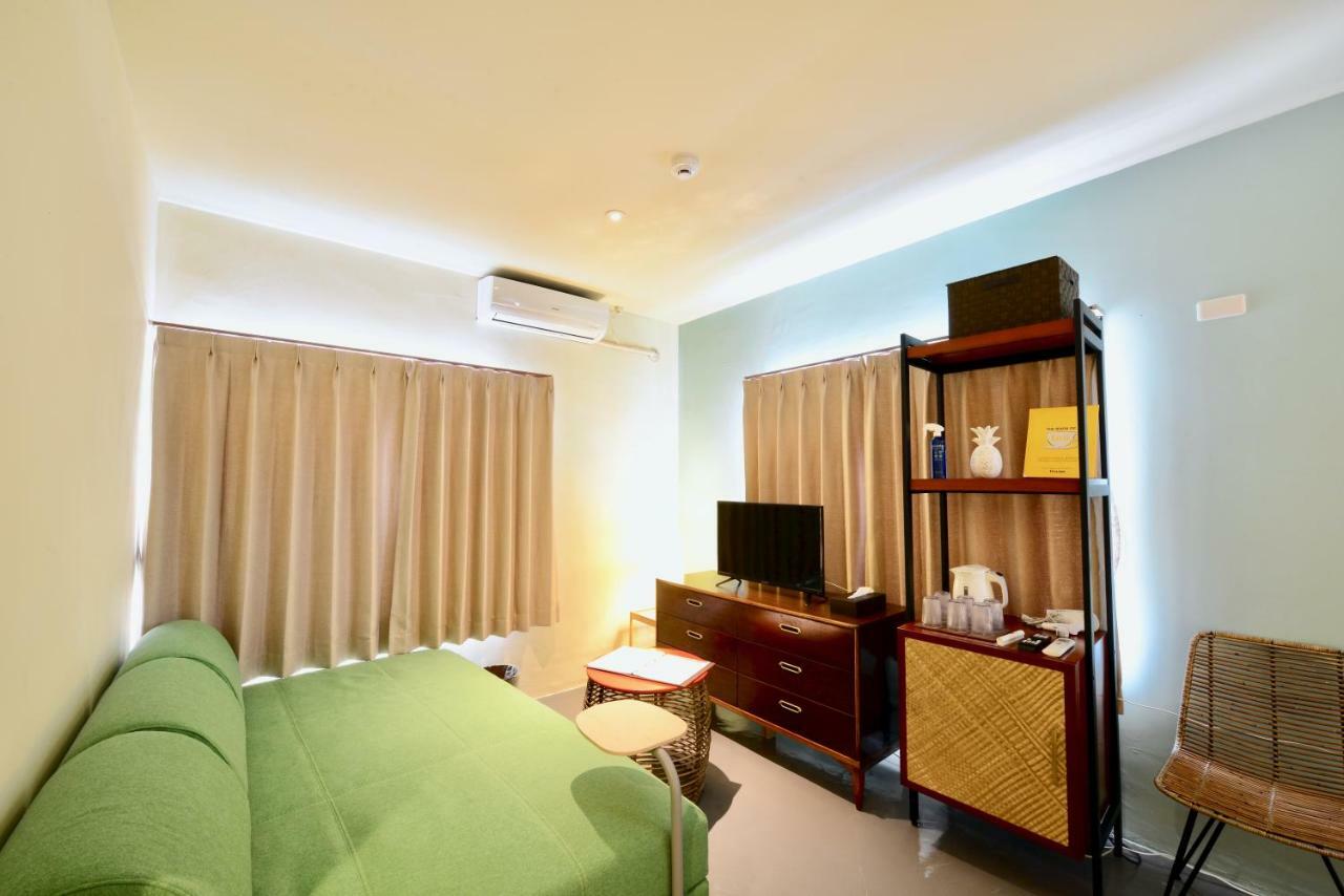 Adan hotel Nago Buitenkant foto